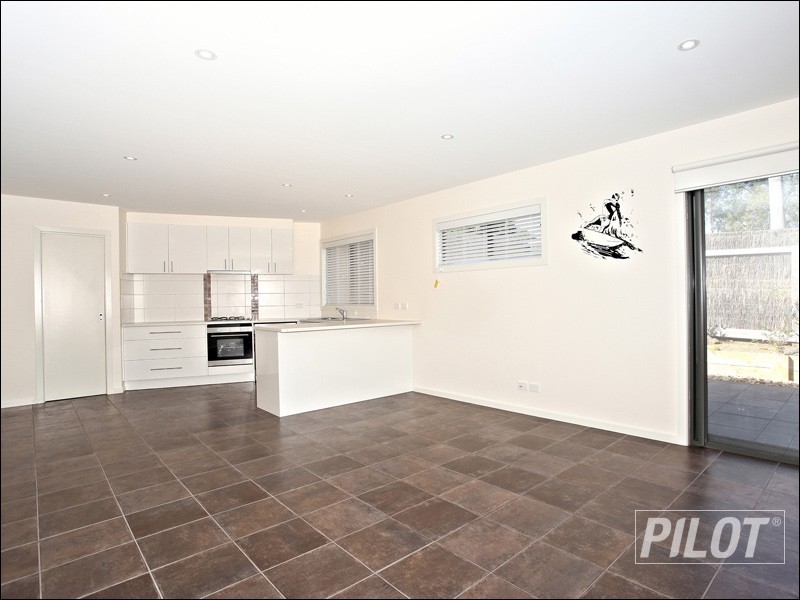 7B Allambi Avenue, Rosebud West VIC 3940