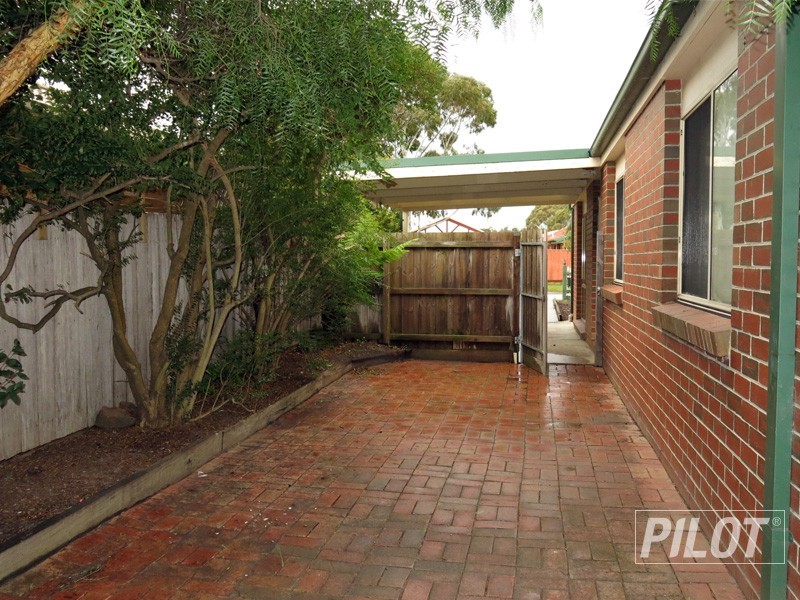 8 Settlers Way, Mount Martha VIC 3934