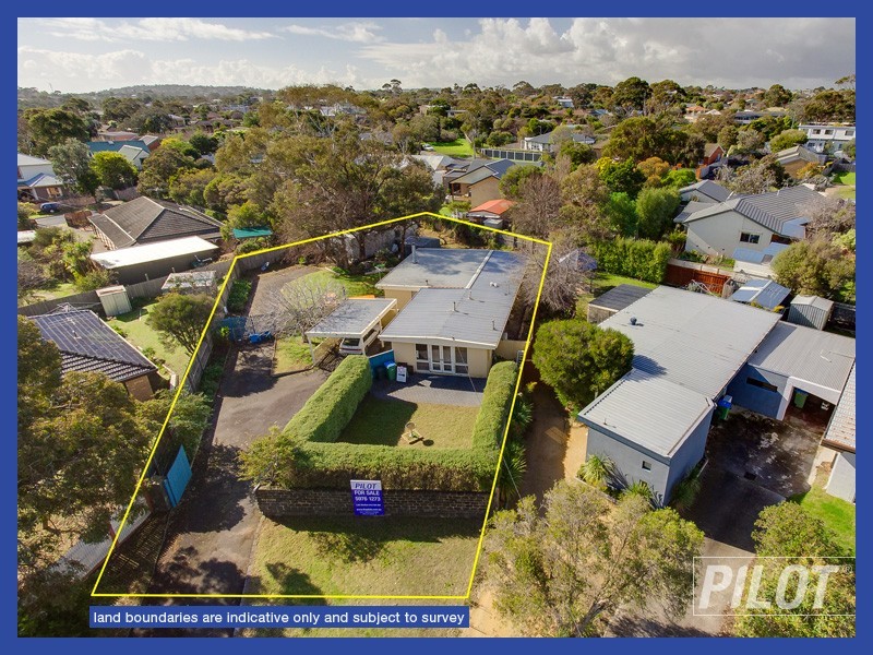 11 Seaton Road, Mornington VIC 3931