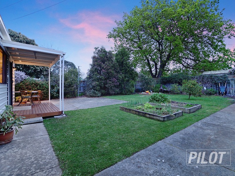 61 Shandon Street, Mornington VIC 3931