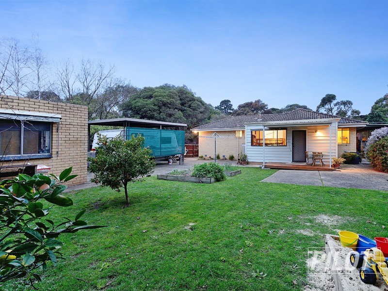61 Shandon Street, Mornington VIC 3931