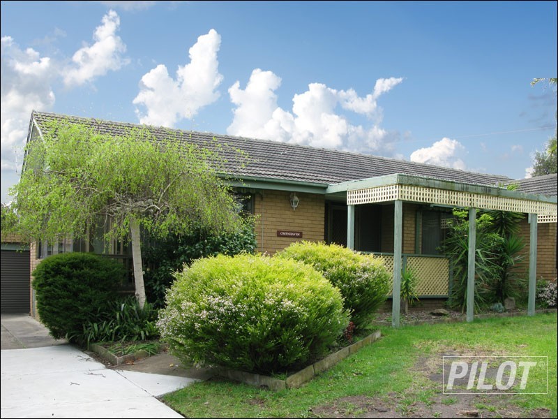4 Lisa Court, Frankston VIC 3199