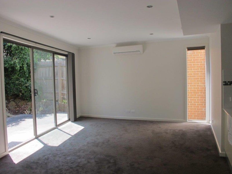 14 Barwon Avenue, Frankston VIC 3199