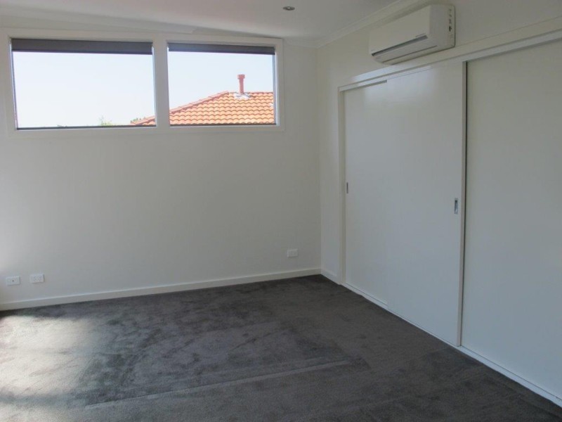 14 Barwon Avenue, Frankston VIC 3199