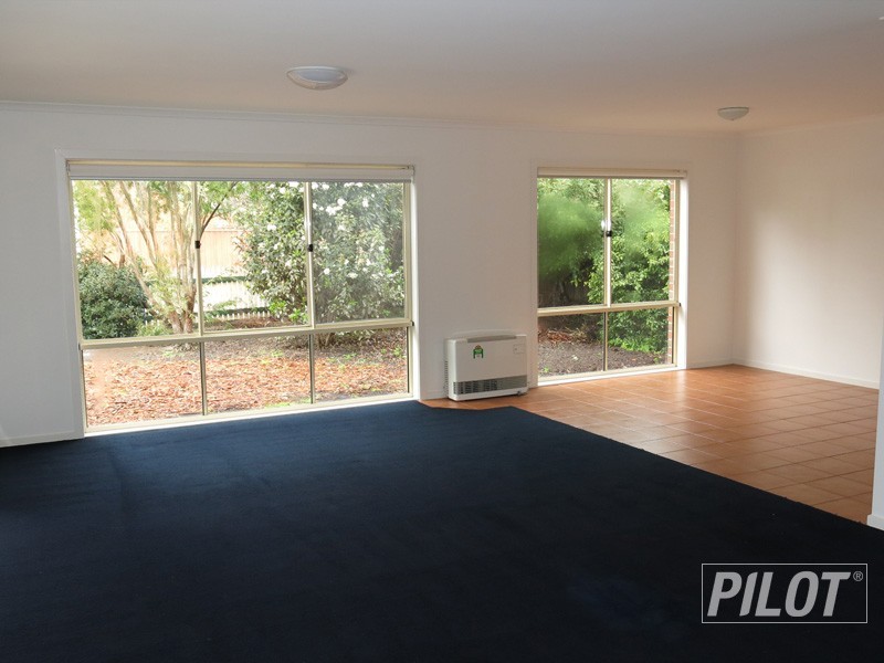 8 Settlers Way, Mount Martha VIC 3934