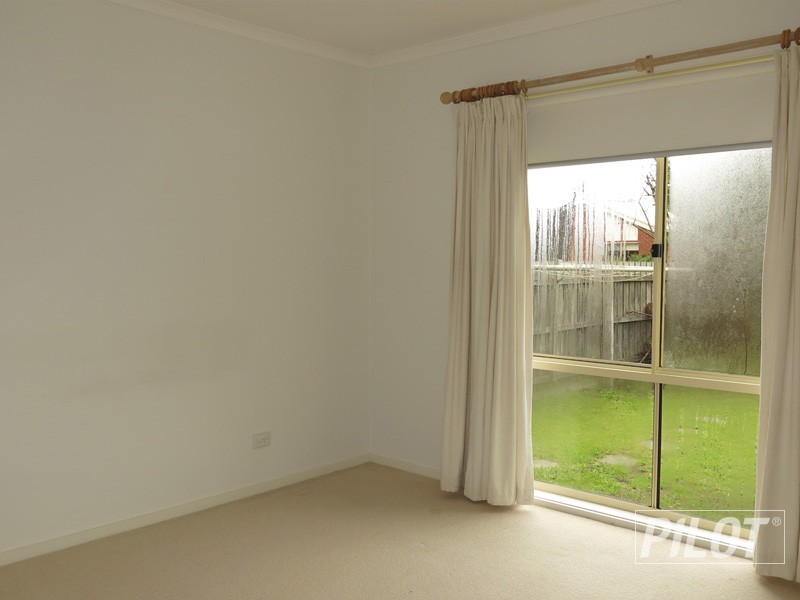 8 Settlers Way, Mount Martha VIC 3934