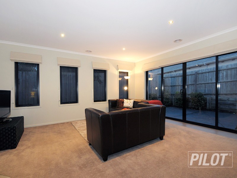 3/60 Mitchell Street, Mornington VIC 3931