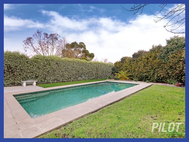 72 Bartlett Street, Frankston South VIC 3199