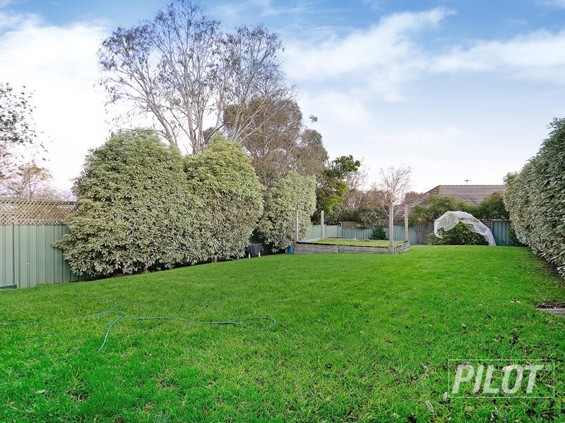 72 Bartlett Street, Frankston South VIC 3199