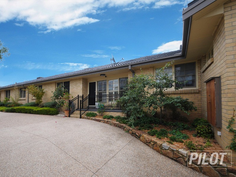 2/18 Bruarong Crescent, Frankston South VIC 3199