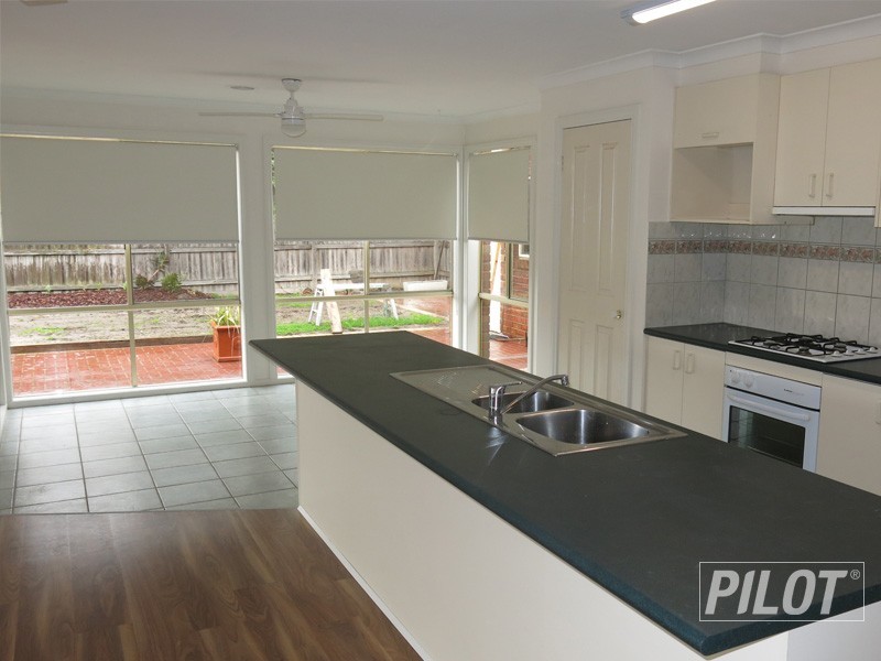 1 Anita Court, Mount Martha VIC 3934