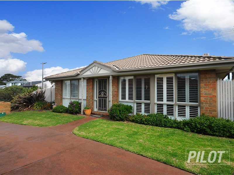 1/78 Nunns Road, Mornington VIC 3931