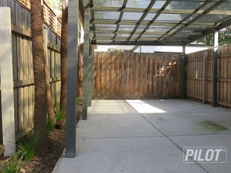 4/17 Douglas Street, Hastings VIC 3915