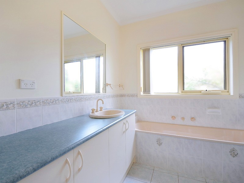 1/19 Haig Street, Mornington VIC 3931