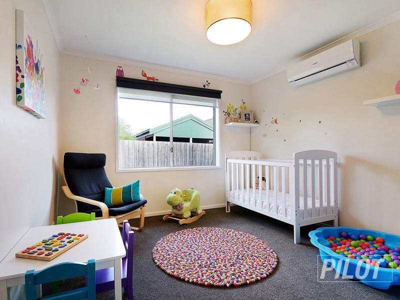 10 Kiandra Street, Mornington VIC 3931