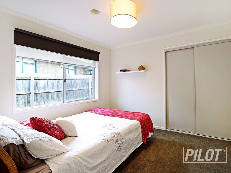 10 Kiandra Street, Mornington VIC 3931