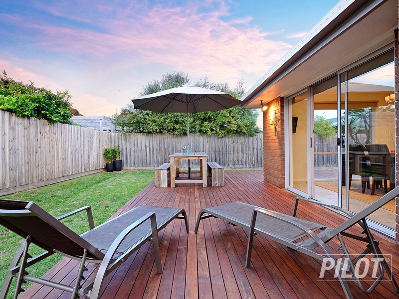 10 Kiandra Street, Mornington VIC 3931