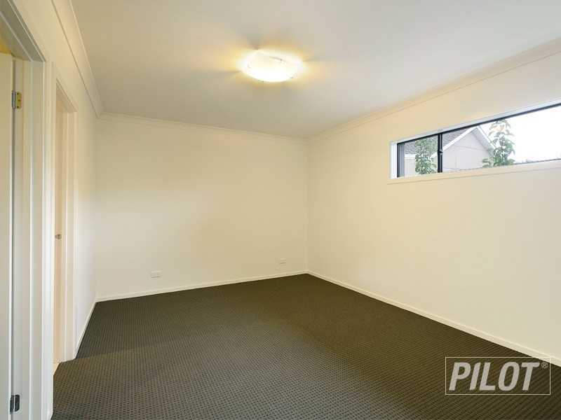 2/8 Burns Street, Frankston VIC 3199