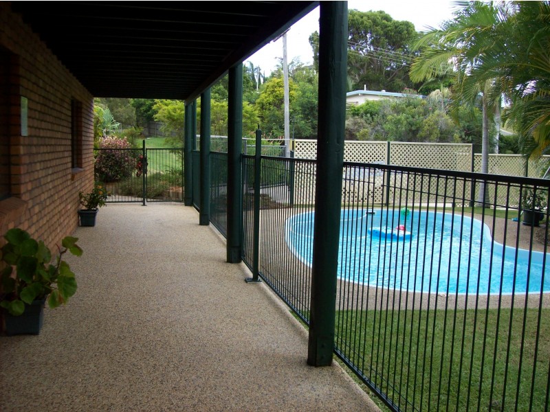 1 Jenkinson Street, Tannum Sands QLD 4680