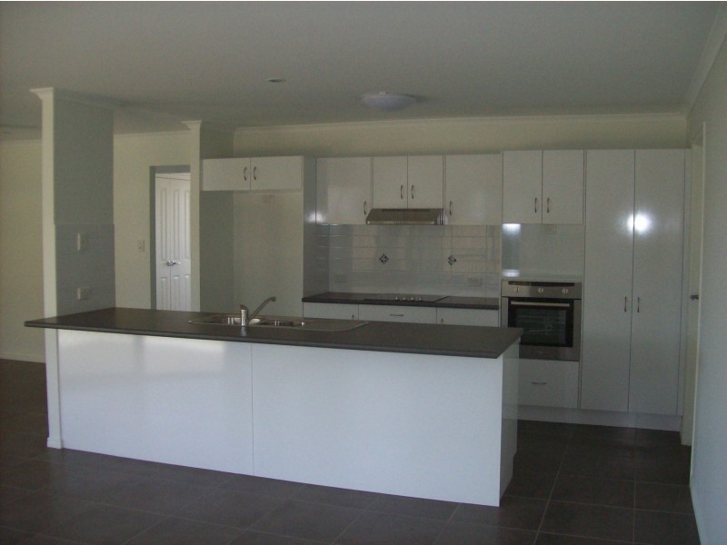 26 Surita Court, Boyne Island QLD 4680