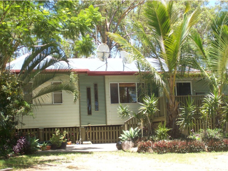 25 Findling Road, Boyne Island QLD 4680