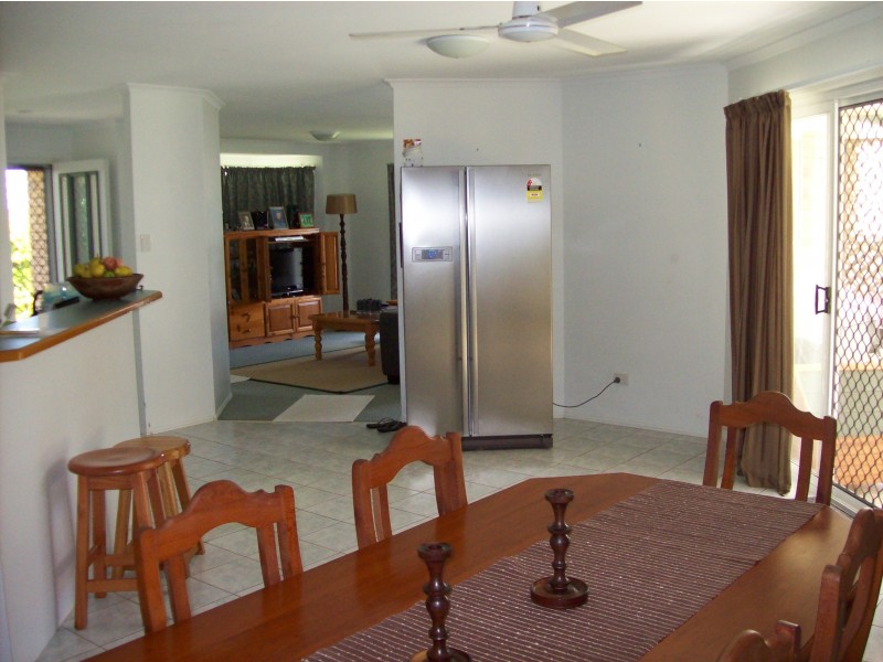 9 Geoffrey Thomas Drive, Tannum Sands QLD 4680