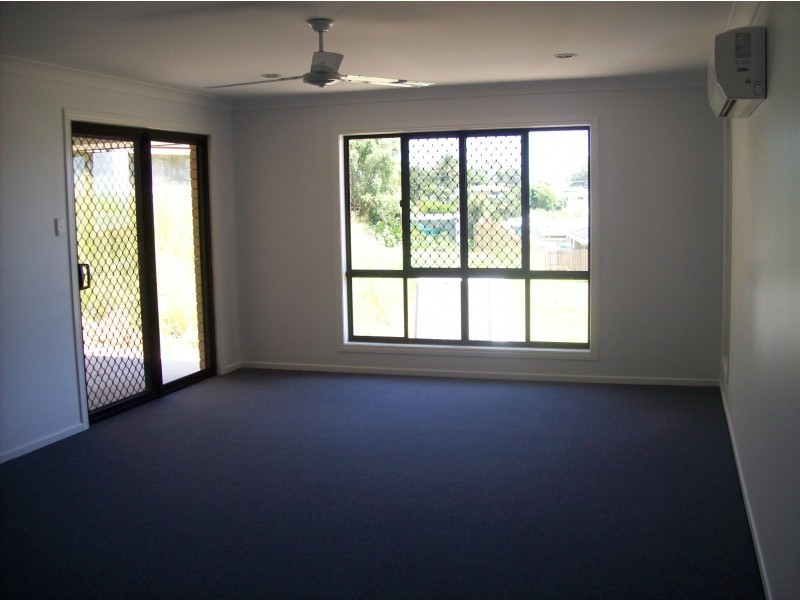 25 Bauhinia Street, Boyne Island QLD 4680