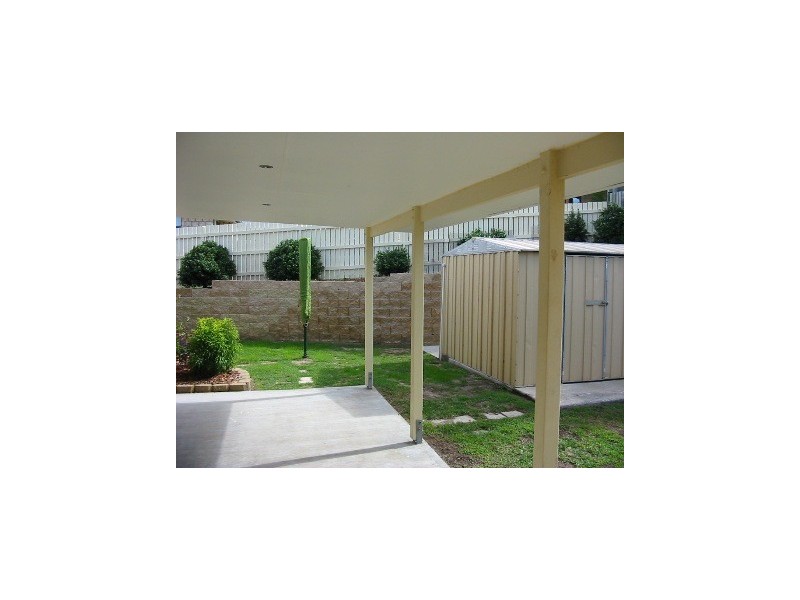 1 Minya Court, Boyne Island QLD 4680