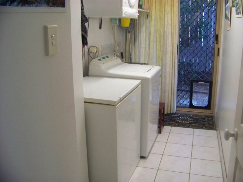 8 Currawong court, Boyne Island QLD 4680