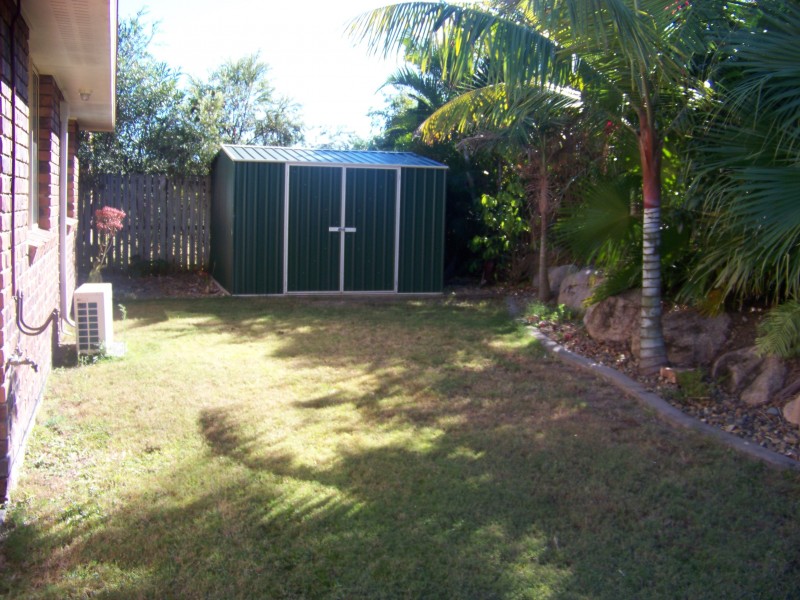 22 Curtis Avnue, Boyne Island QLD 4680