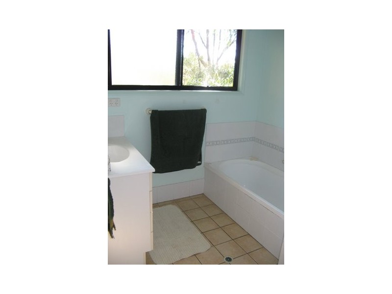 2/15 Sunlover Avenue, Agnes Water QLD 4677