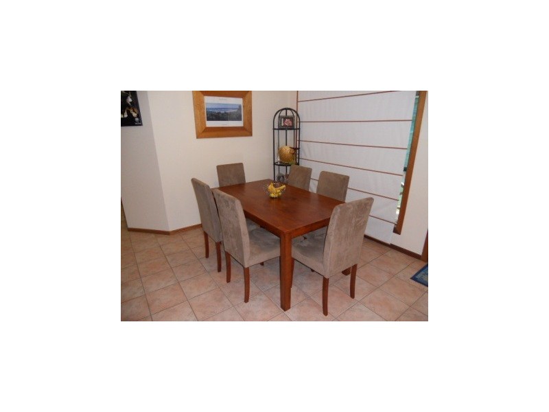 2/12 Chapple Court, Boyne Island QLD 4680