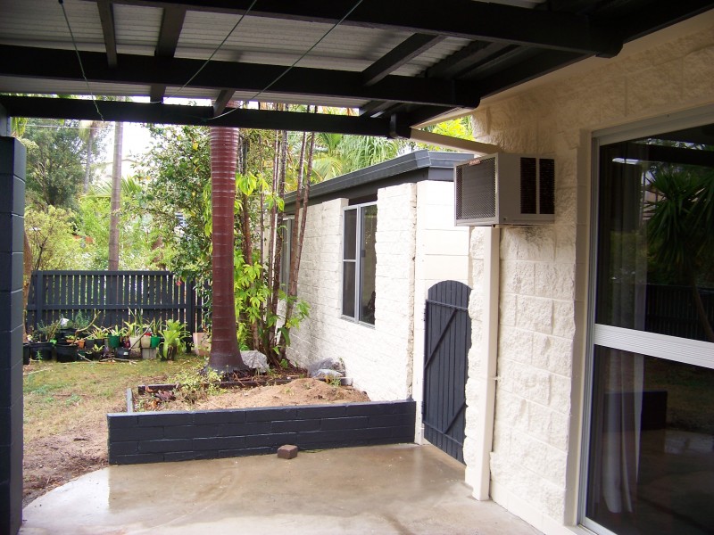 1 Waratah Street, Tannum Sands QLD 4680