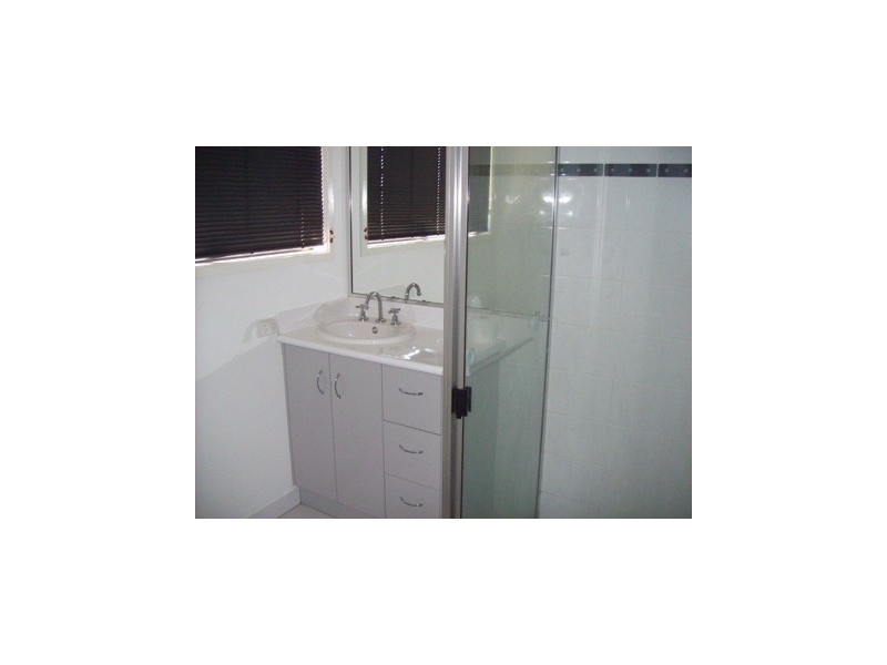 51 Hennie Avenue, Benaraby QLD 4680