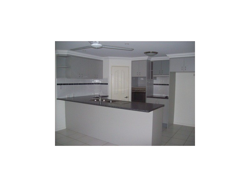 51 Hennie Avenue, Benaraby QLD 4680