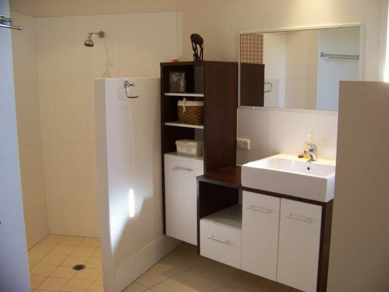 6 Golf View Drive, Boyne Island QLD 4680