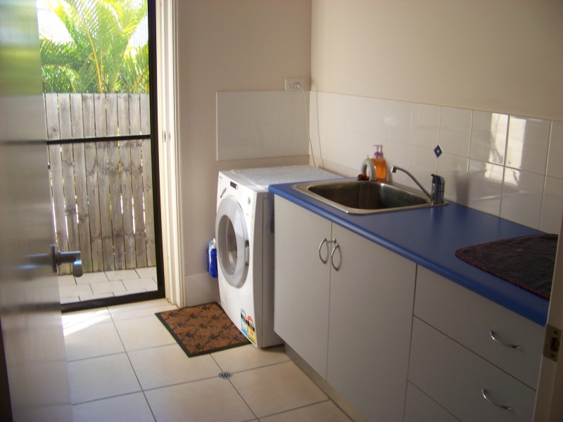 6 Golf View Drive, Boyne Island QLD 4680