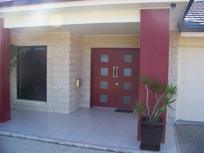 6 Golf View Drive, Boyne Island QLD 4680