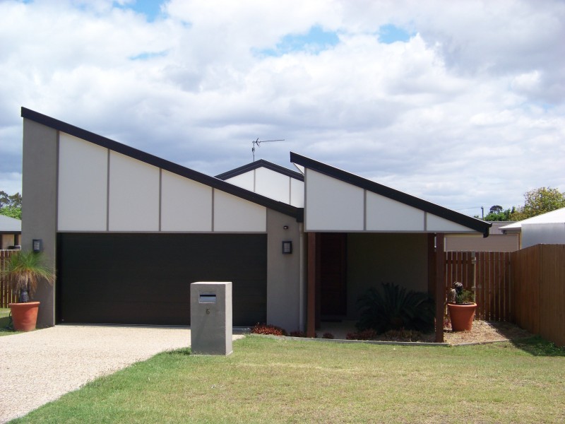 5 Jeana Close, Boyne Island QLD 4680