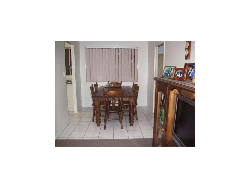 10 Ballook Street, Boyne Island QLD 4680