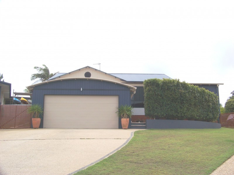 8 Clearview Court, Tannum Sands QLD 4680