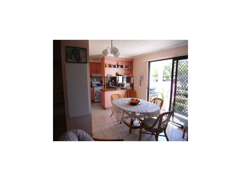 1/32 Beach Avenue, Tannum Sands QLD 4680