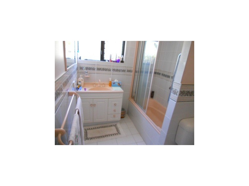 1/32 Beach Avenue, Tannum Sands QLD 4680