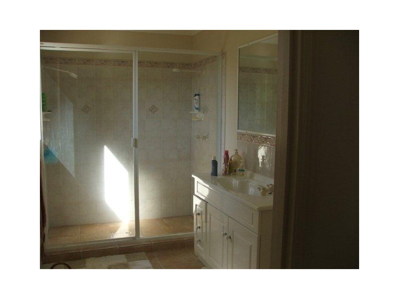 18 Aluminium Drive, Tannum Sands QLD 4680