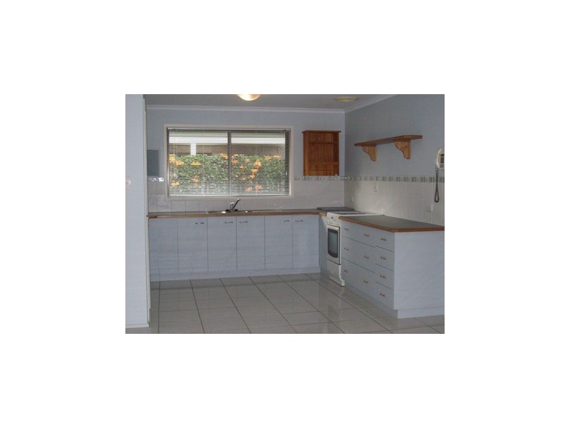 11 Alexander Street, Boyne Island QLD 4680