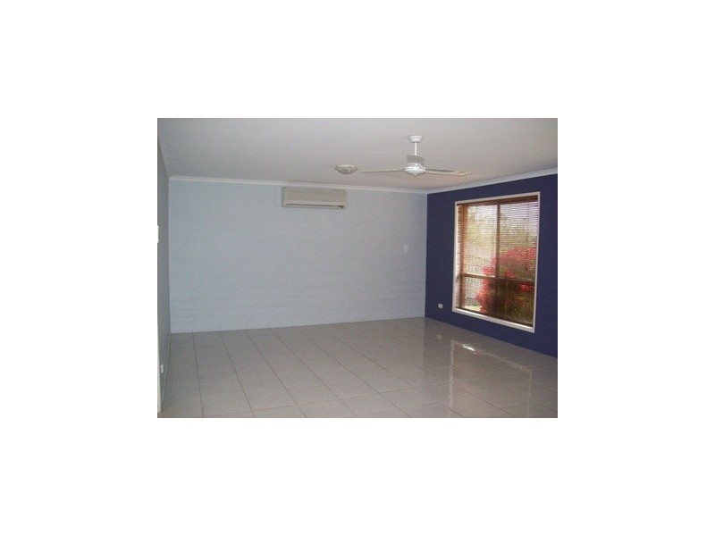 11 Alexander Street, Boyne Island QLD 4680