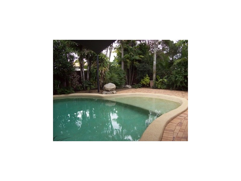 11 Alexander Street, Boyne Island QLD 4680
