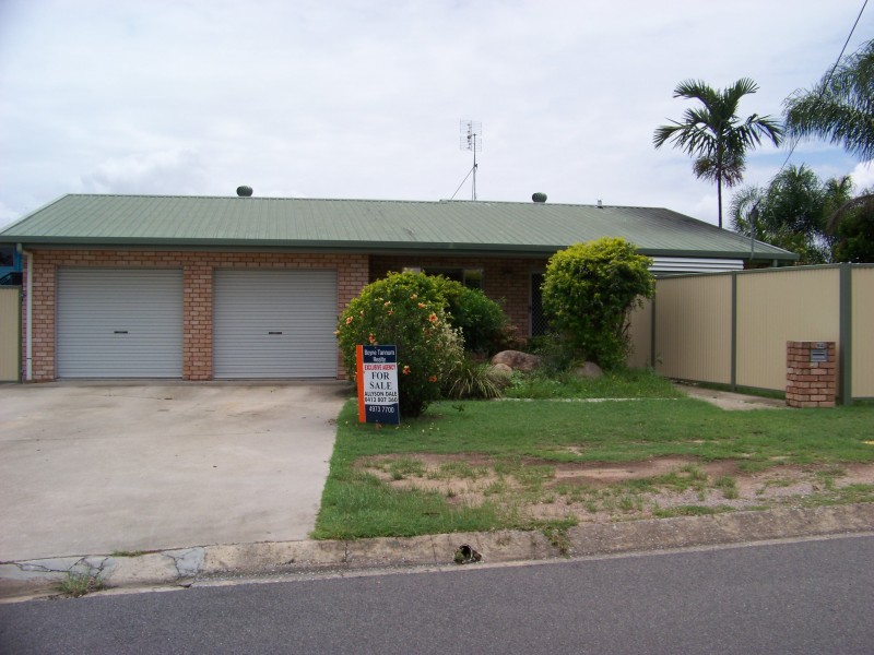 94 Booth Avenue, Tannum Sands QLD 4680
