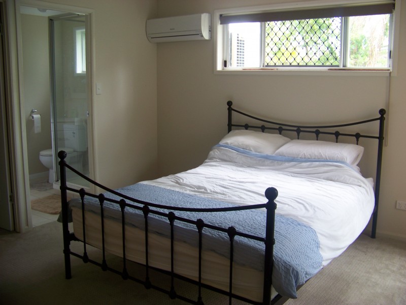 94 Booth Avenue, Tannum Sands QLD 4680