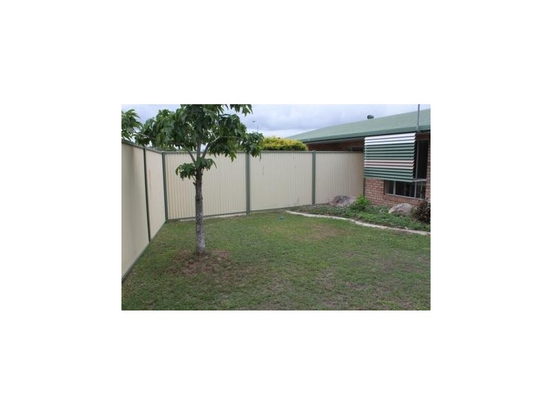 94 Booth Avenue, Tannum Sands QLD 4680